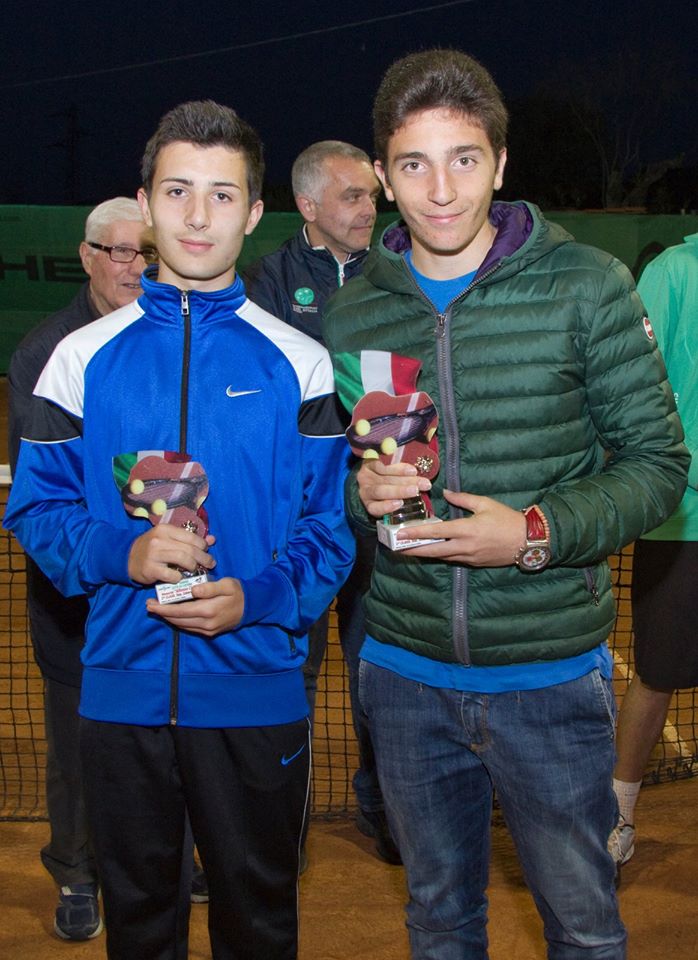 12973134_584345765067250_7488683816889003854_o